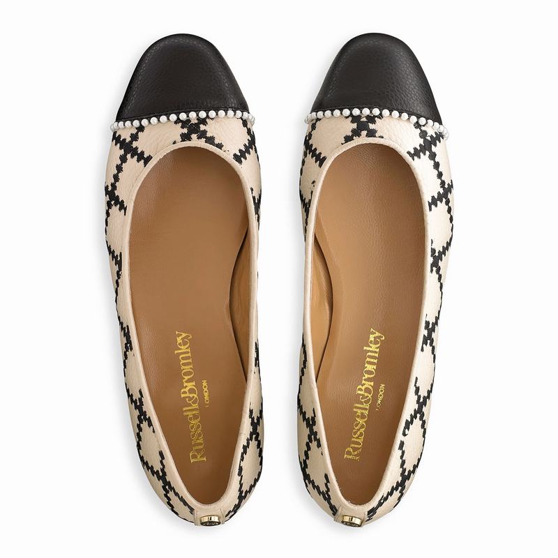 Russell And Bromley Boulevard Ballerina Dam Vita | YGS2575AJ