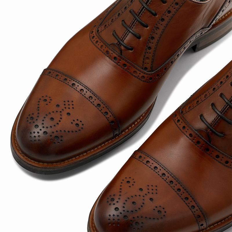 Russell And Bromley Chiltern Brogues Herr Bruna | DFI987PE