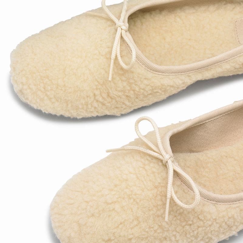 Russell And Bromley Cuddle Ballerina Dam Grädde Vita | HIR8214FR