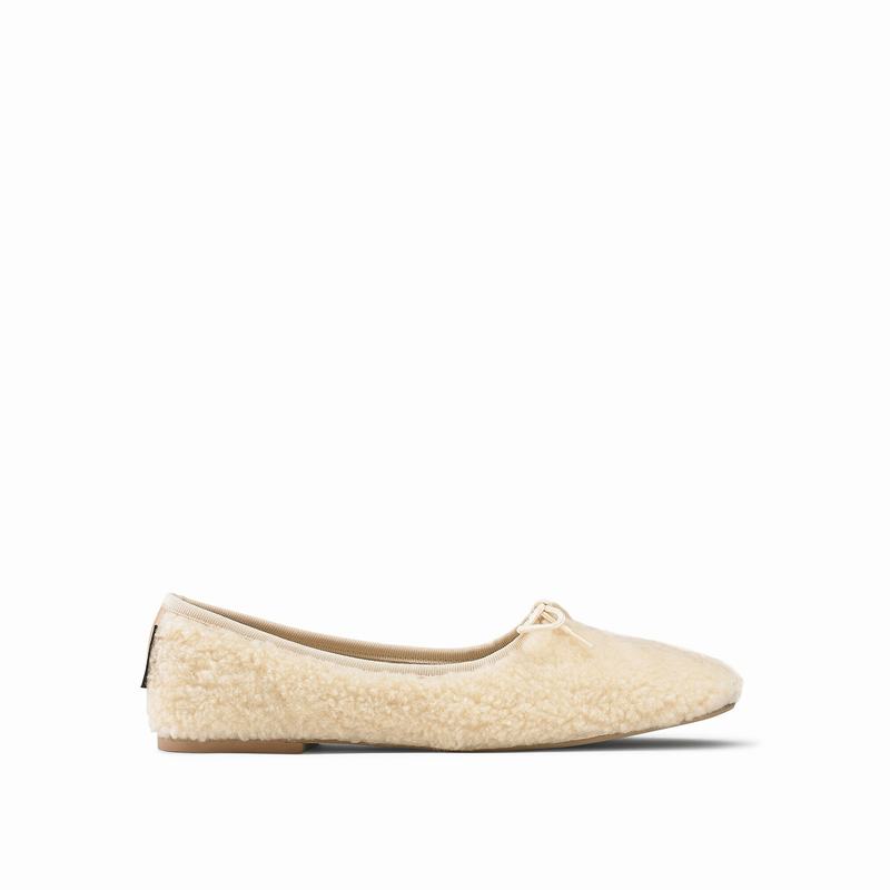 Russell And Bromley Cuddle Ballerina Dam Grädde Vita | HIR8214FR