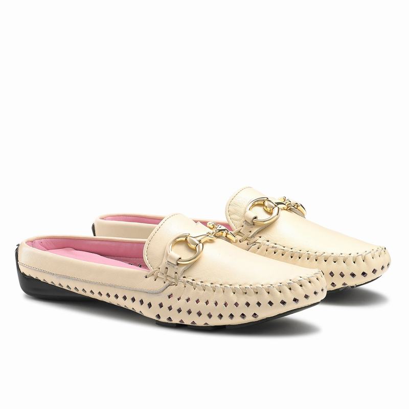 Russell And Bromley Perlamule Mockasiner Dam Grädde Vita | LXZ3873PF